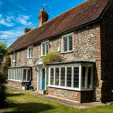 Villa Walnut Tree House Rustington Esterno foto