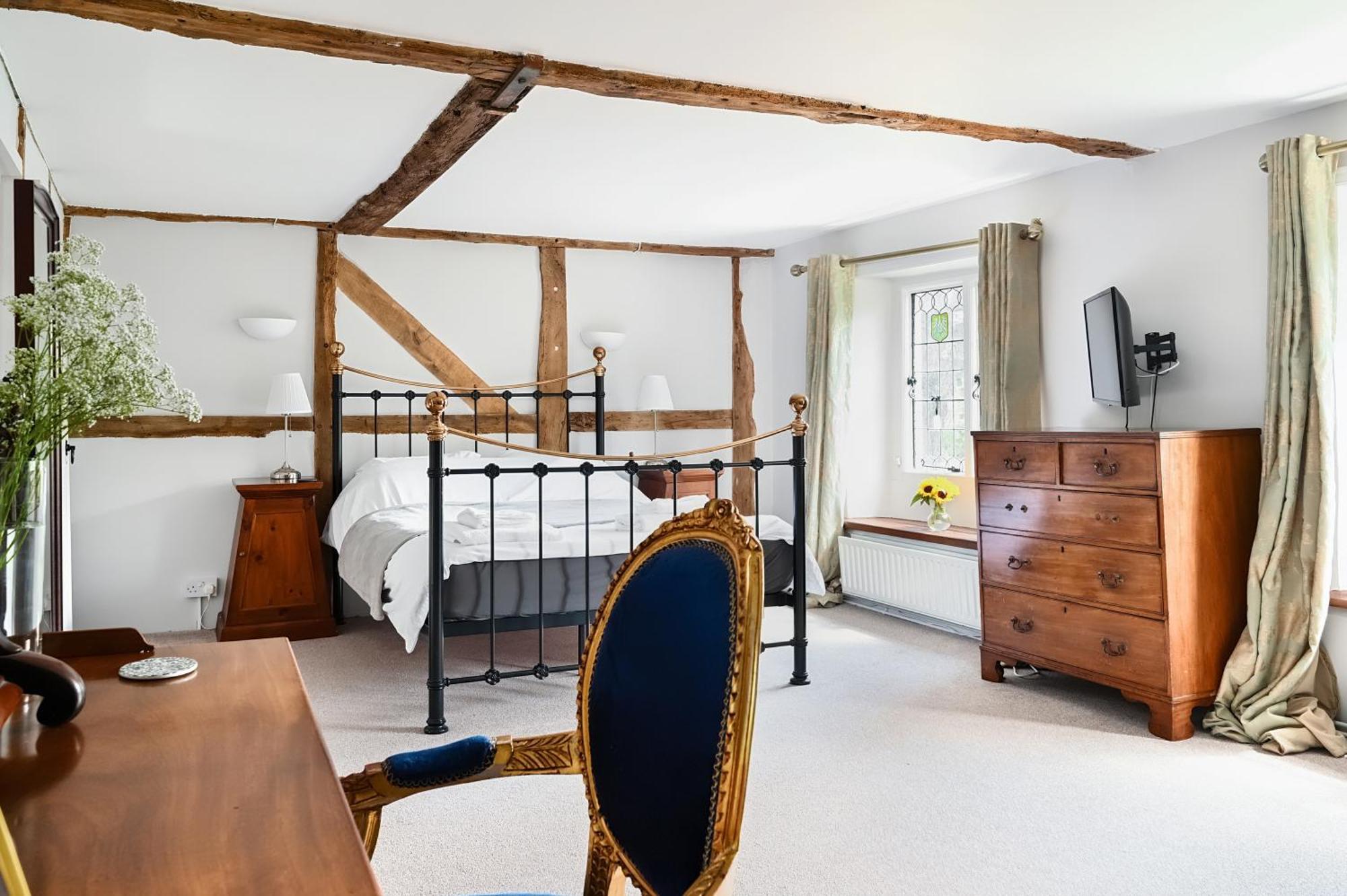 Villa Walnut Tree House Rustington Esterno foto