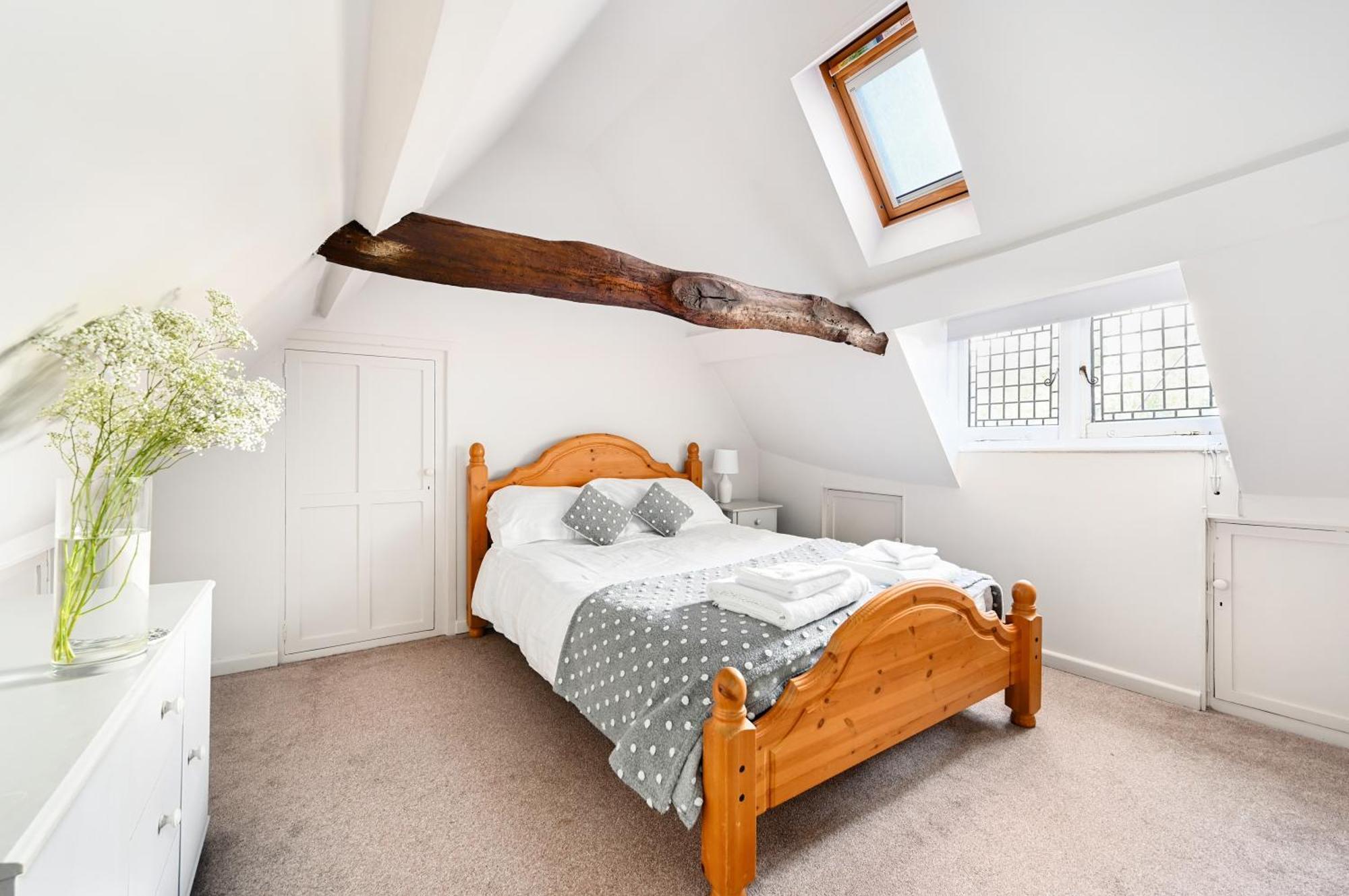 Villa Walnut Tree House Rustington Esterno foto